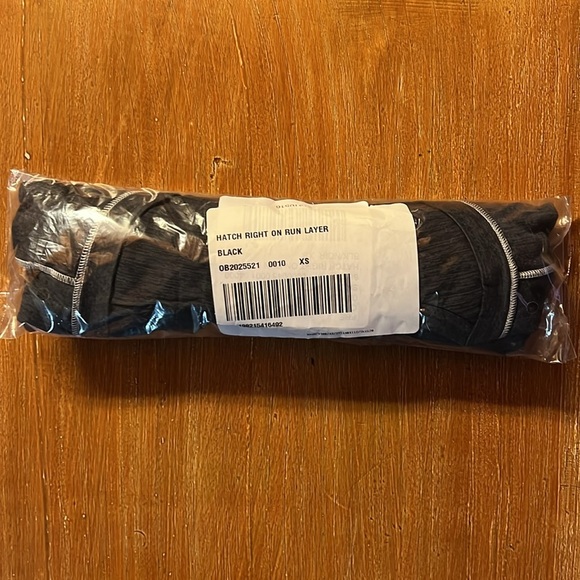 FP Movement x Hatch Right On Run Layer Maternity Top Black Size XS $60 Retai NWT - Picture 4 of 4